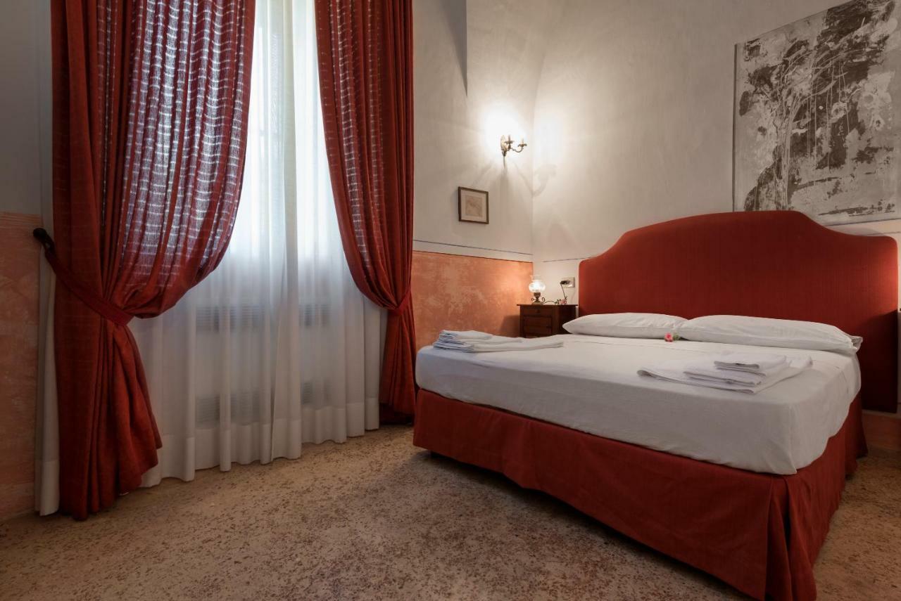Palazzo Laura Bed & Breakfast Морчано ди Леука Екстериор снимка