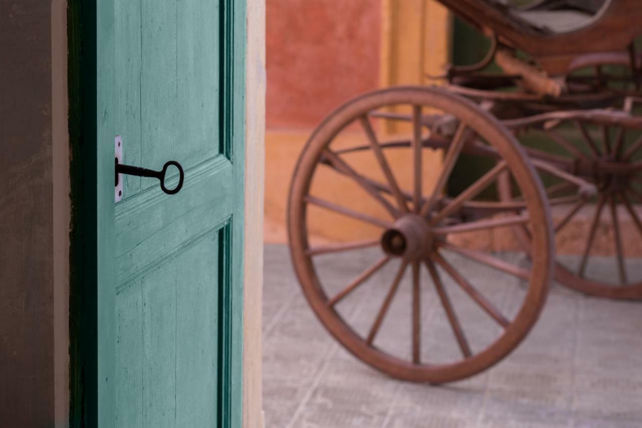Palazzo Laura Bed & Breakfast Морчано ди Леука Екстериор снимка