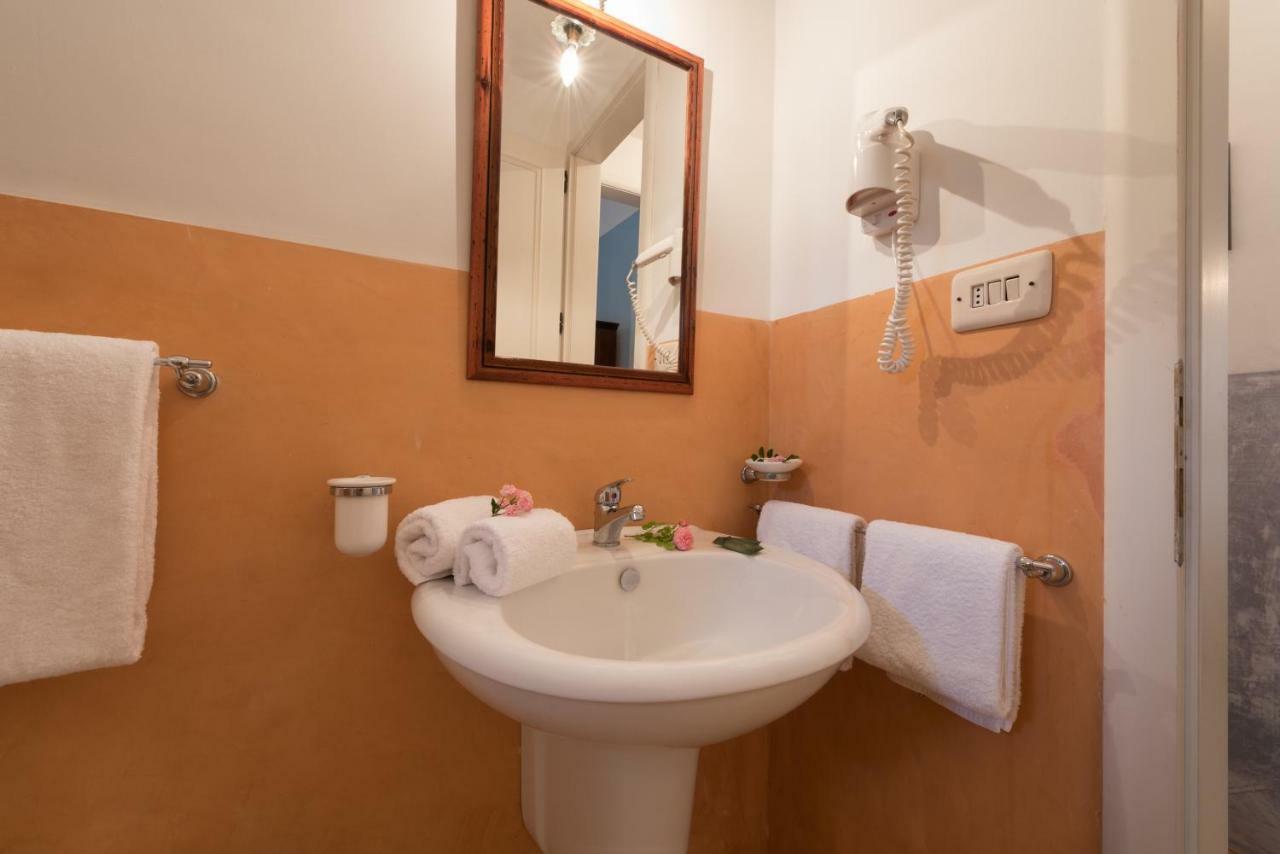 Palazzo Laura Bed & Breakfast Морчано ди Леука Екстериор снимка