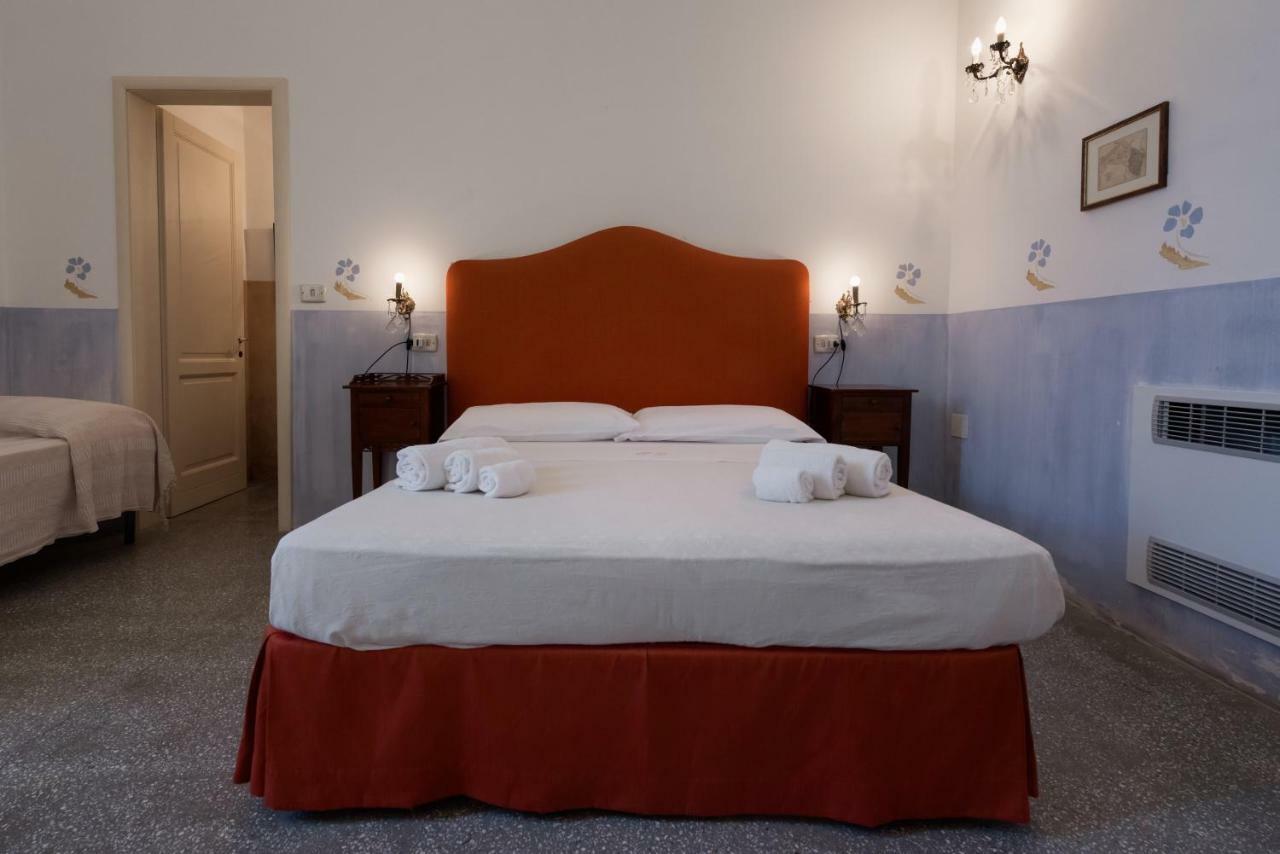 Palazzo Laura Bed & Breakfast Морчано ди Леука Екстериор снимка