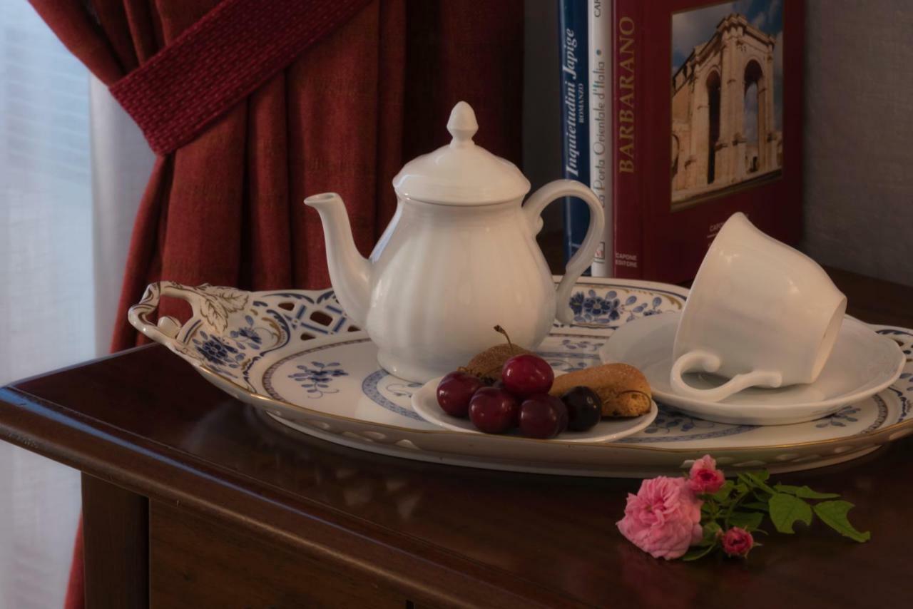 Palazzo Laura Bed & Breakfast Морчано ди Леука Екстериор снимка