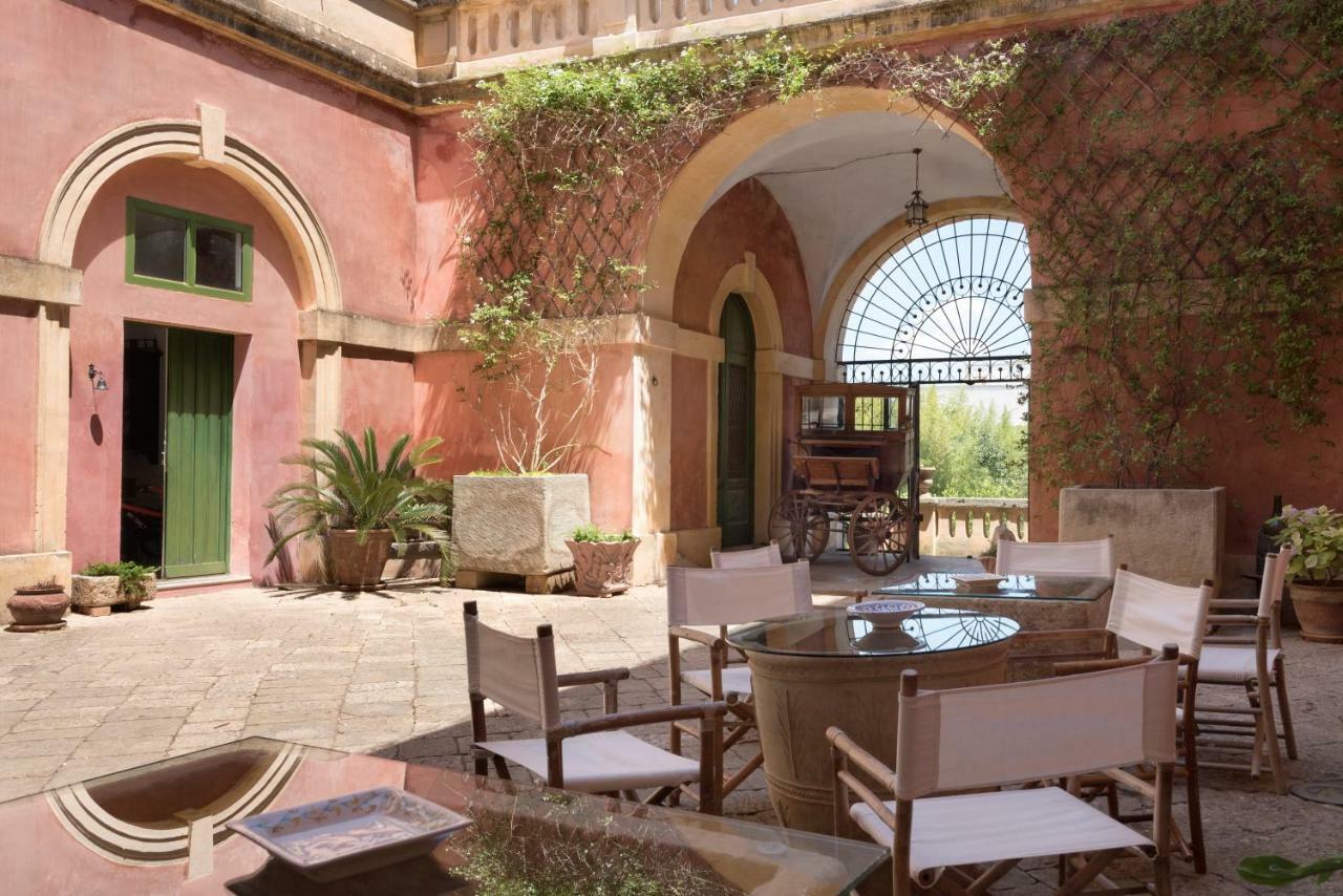 Palazzo Laura Bed & Breakfast Морчано ди Леука Екстериор снимка